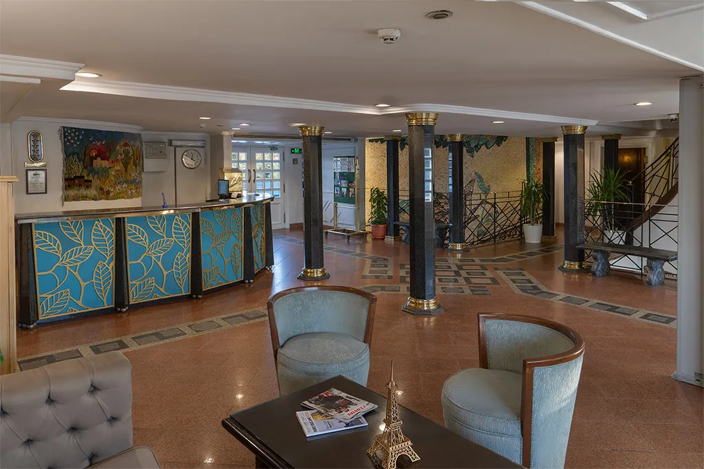 Lounge aboard the MS Tarot Nile Cruise Nile cruise